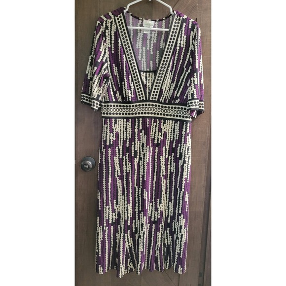 Donna Morgan Dresses & Skirts - Donna Morgan Midi Dress SIze 16 Short Sleeve Purple Black White Geometric Design